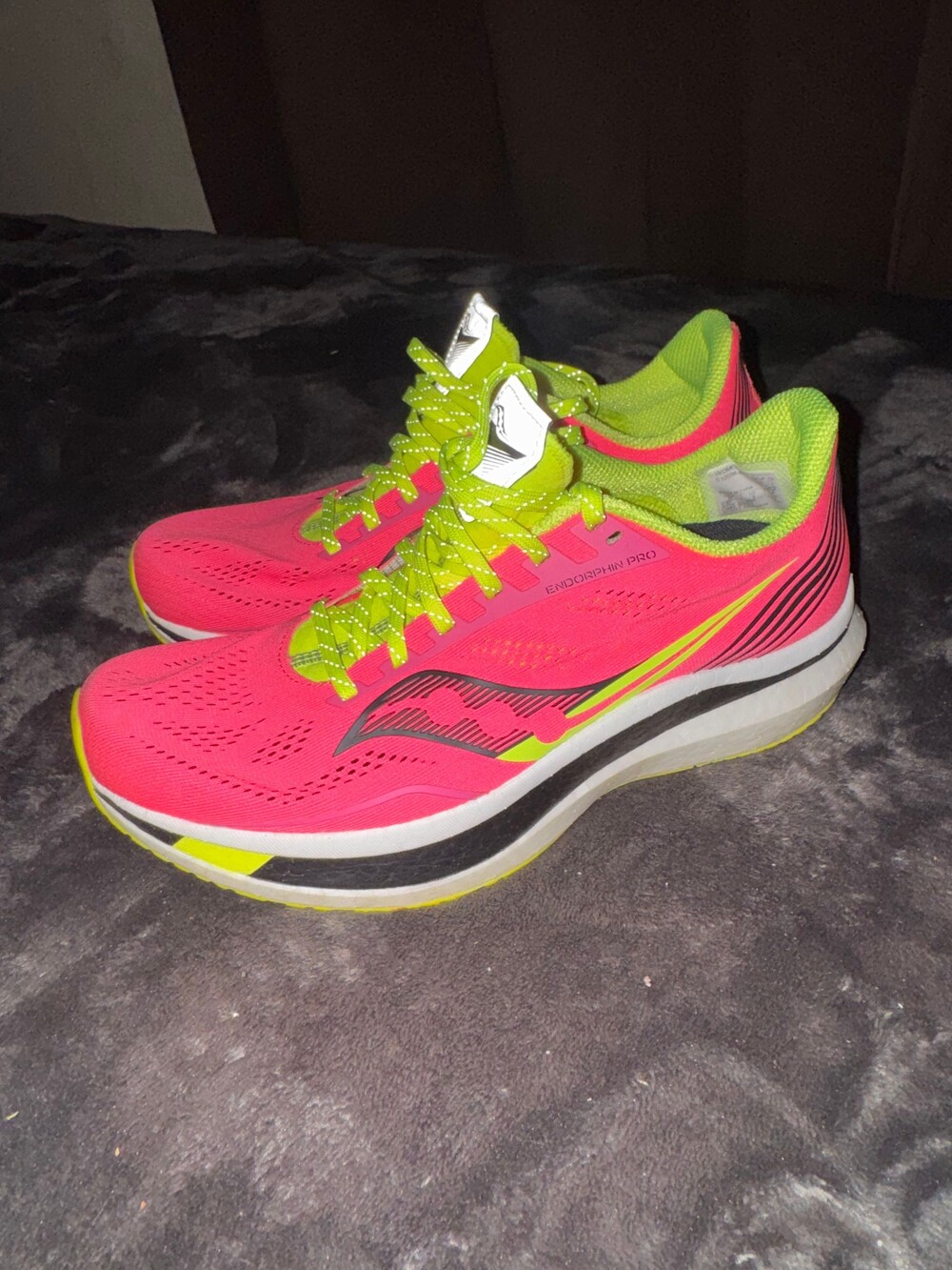 Saucony Endorphin Pro Running Shoes Size 9